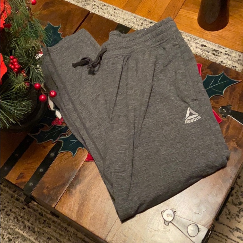 🌲Reebok Trackpants🌲